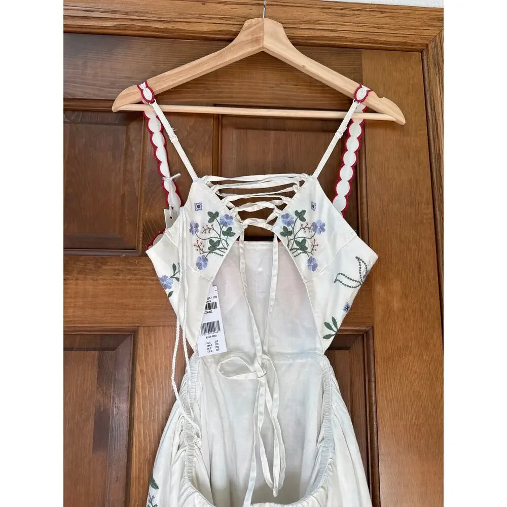 ABERCROMBIE & FITCH Bra-Free Embroidered White Maxi Dress Size XS NEW